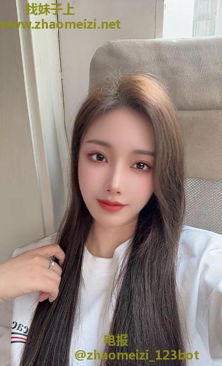 性感御姐Selina