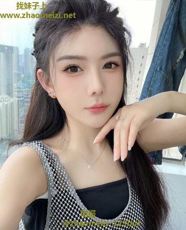 大奶妹青青