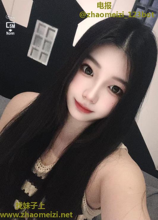 温柔大胸妹子