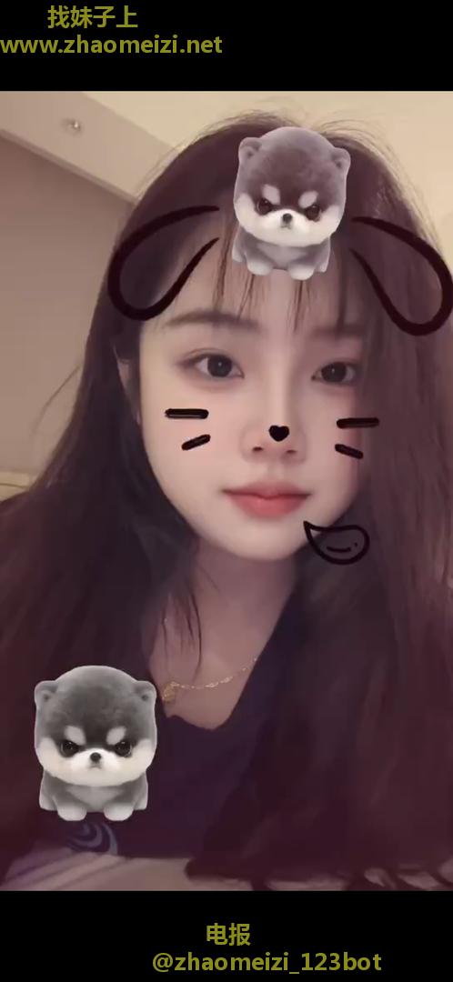 轻声细语妹子