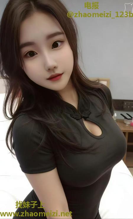 年轻小骚货