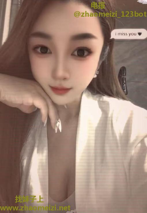 园区大波美少妇