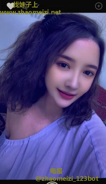 金融城漂亮美女加依娜
