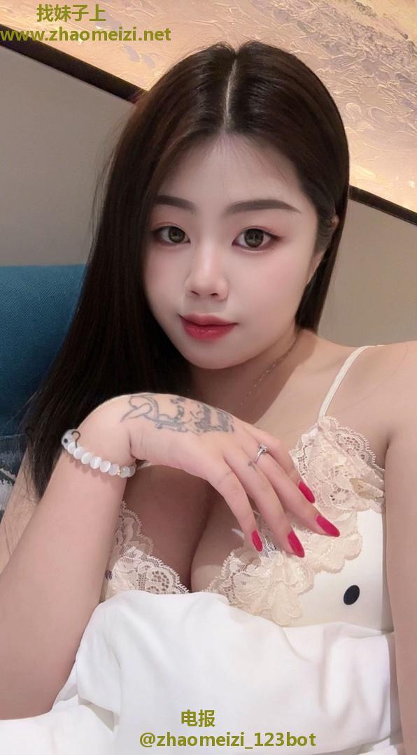 西湖小姐姐