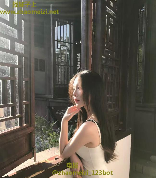可爱反差口爆妹妹