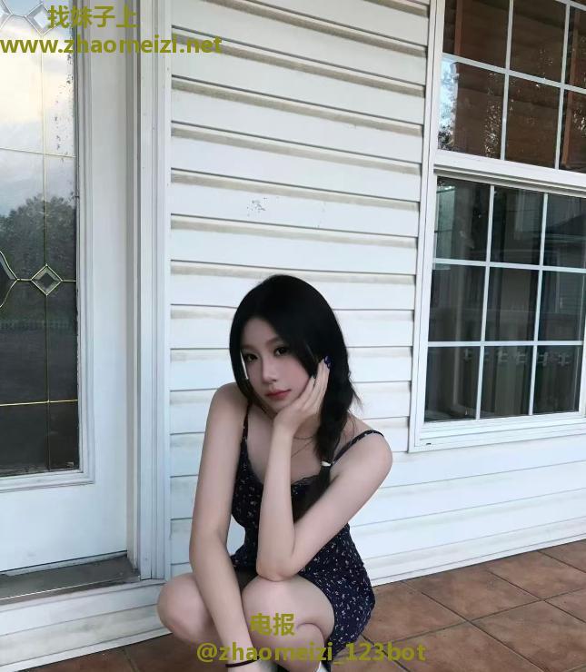可爱反差口爆妹妹