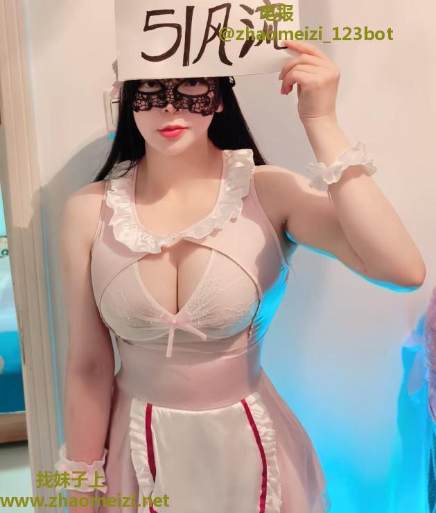 AV水床性感嫩妹