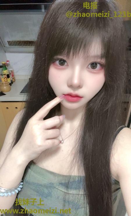 坂田女友闹闹