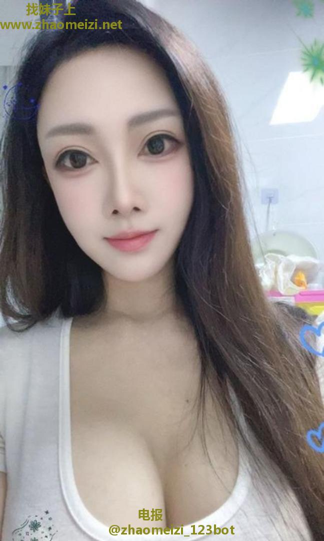漂亮多姿 性感诱人骚妹