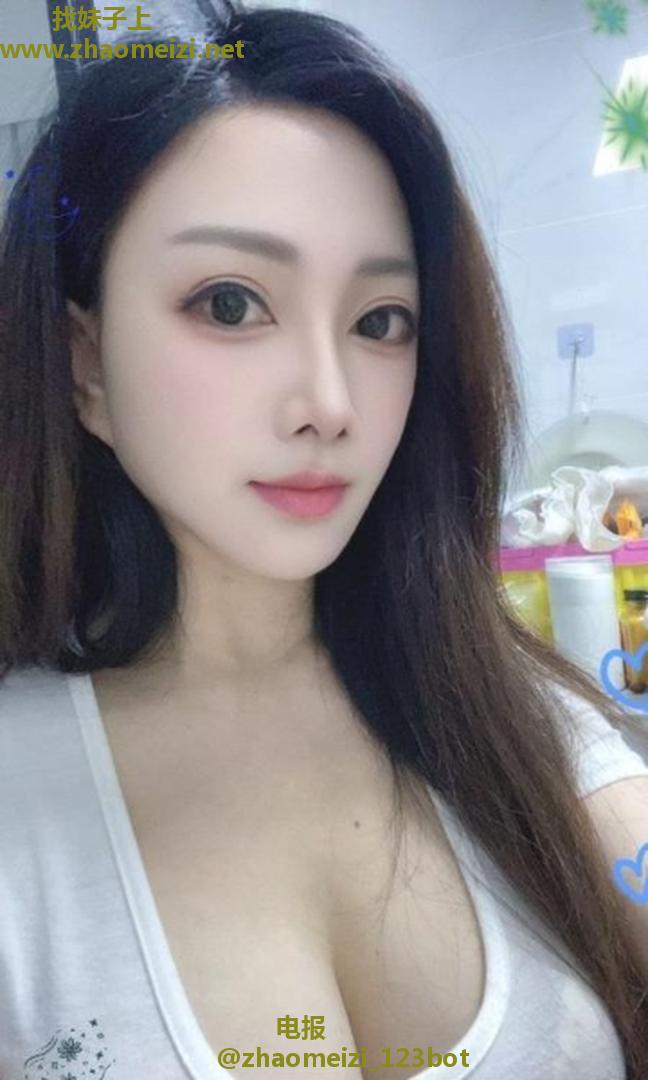 漂亮多姿 性感诱人骚妹