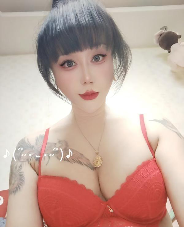 铁西骚气女