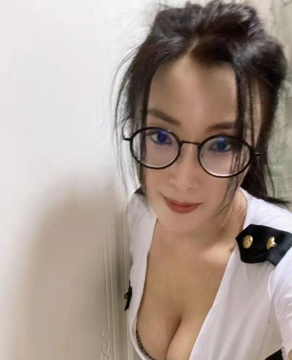 可口爆少妇妖姬