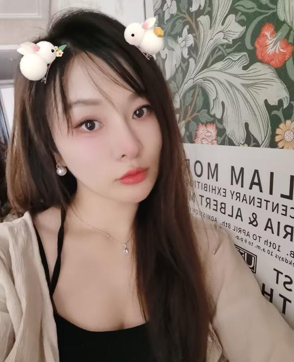 南宁瑜伽教练