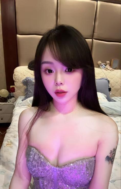 天府御姐鱼子酱