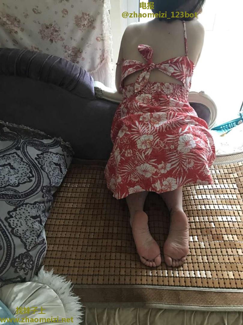 镜湖超会玩后入小缇