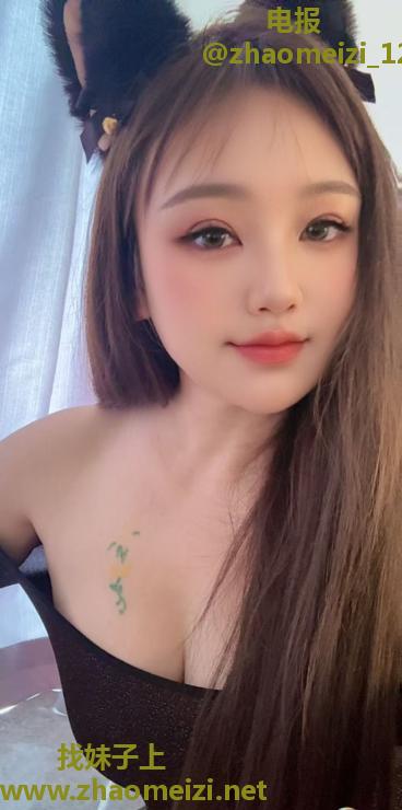 高颜值多情趣御姐