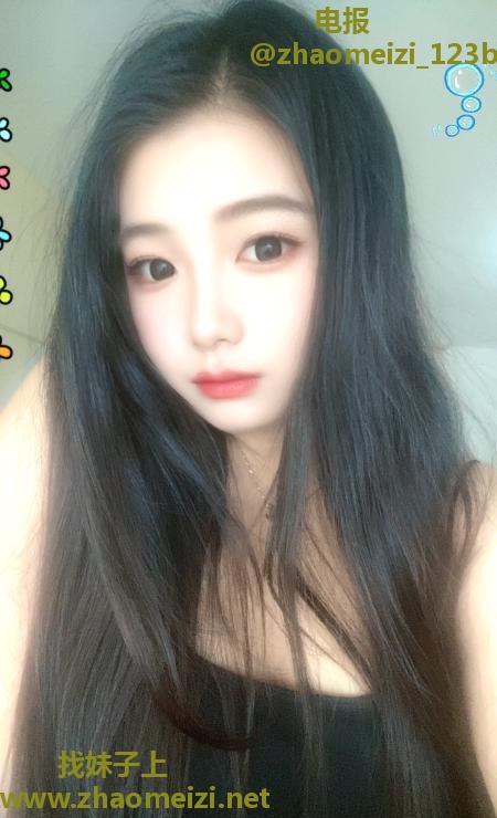 性感大胸妹子