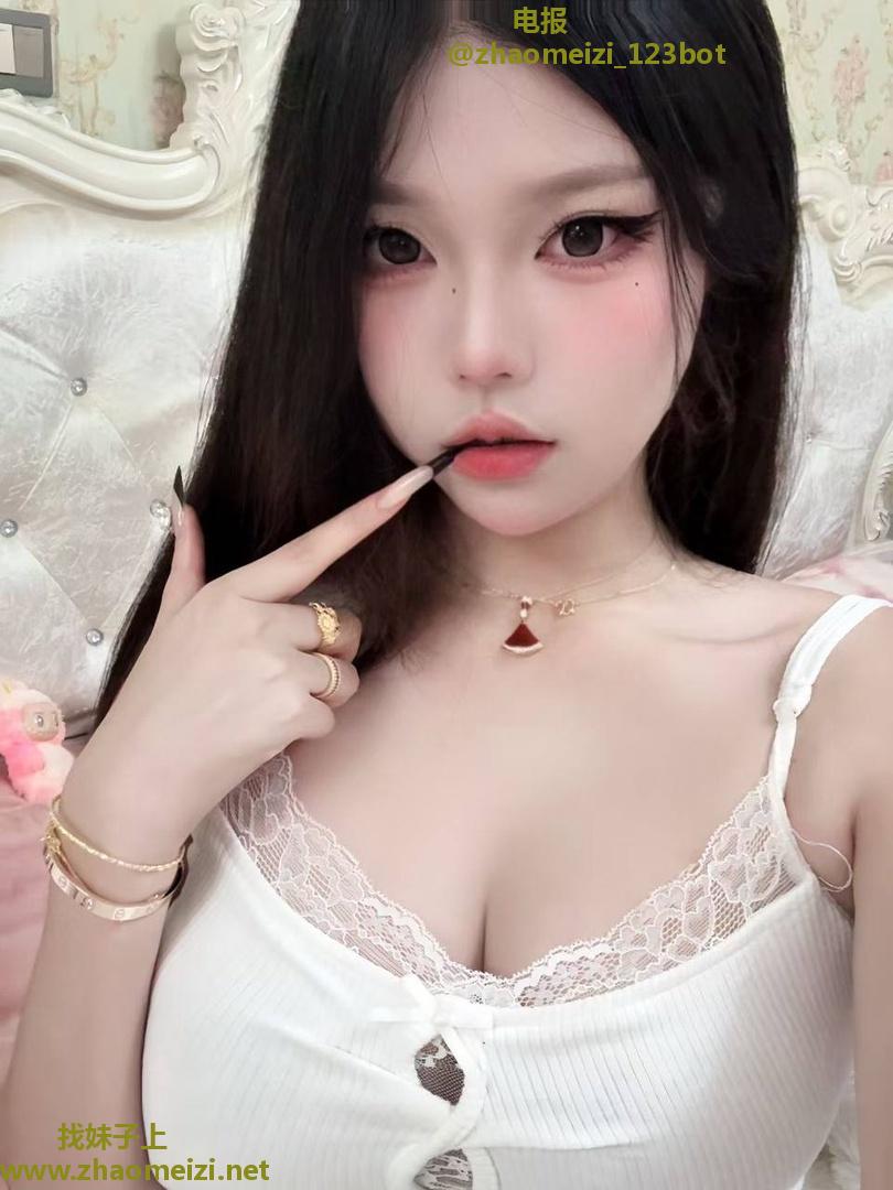 徐汇区兼职风骚大胸妹子