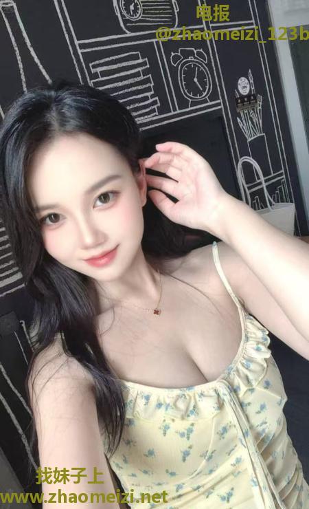 清纯可爱甜妹