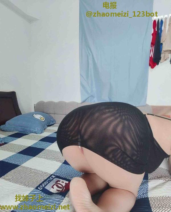三飞的巨乳肥尻