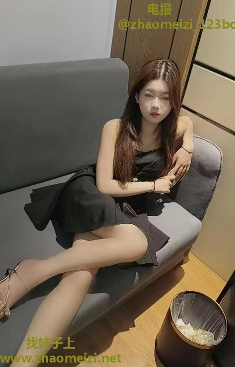洪山肤白颜值嫩妹