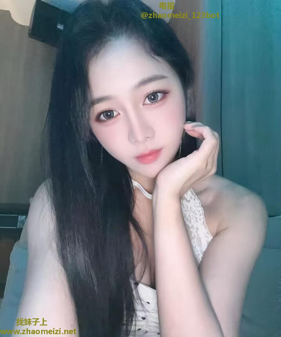 极品性感三点粉嫩琳琳