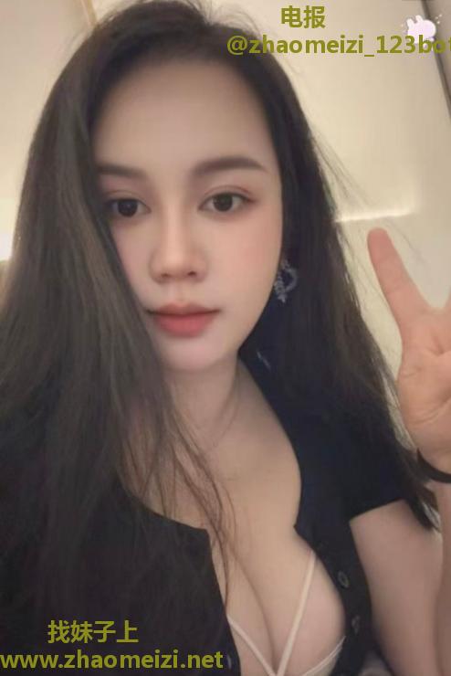 服务型巨乳骚妇