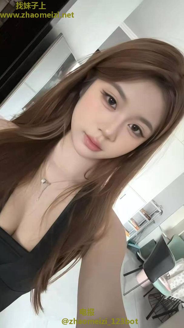 徐州市兼职白嫩服务型嫩妹