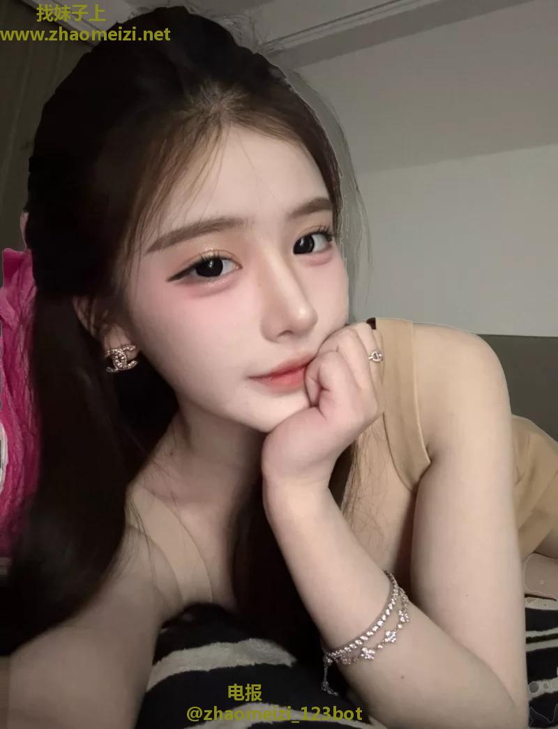 性感白嫩妹妹