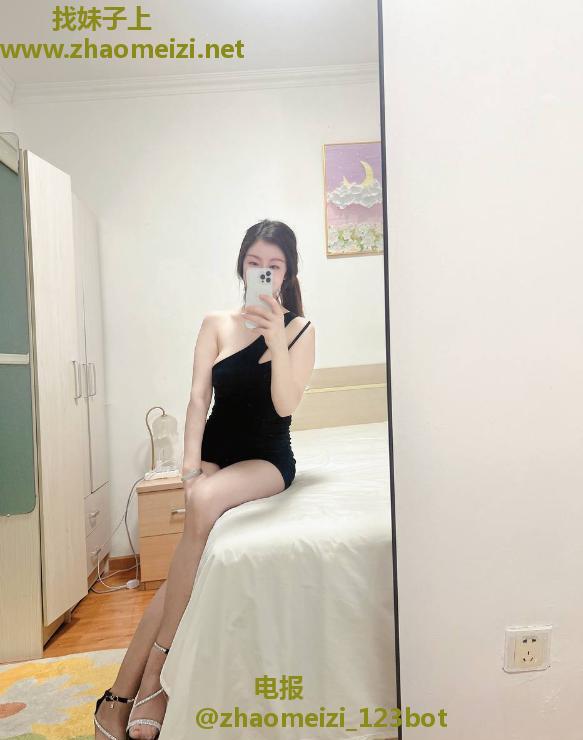 双流长腿瑜伽老师