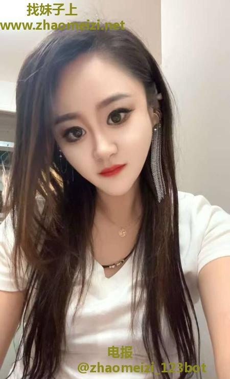 性感骚女