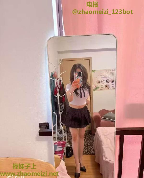 瑶海深喉小少妇