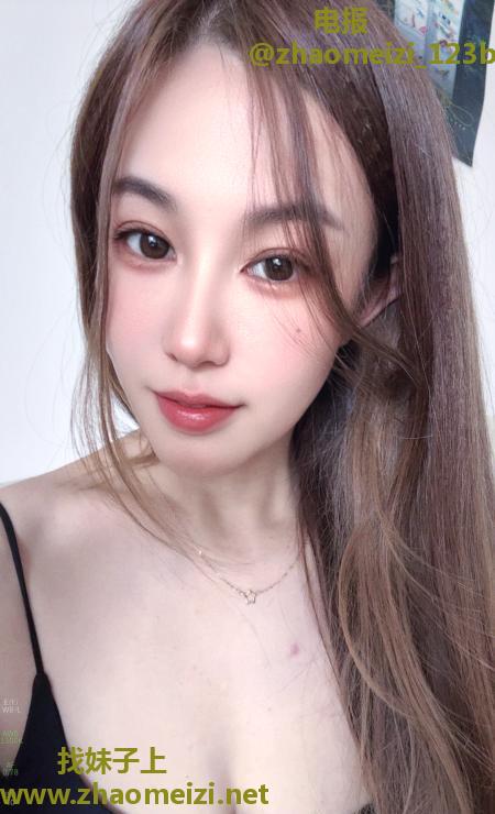 南开大胸美臀西雅