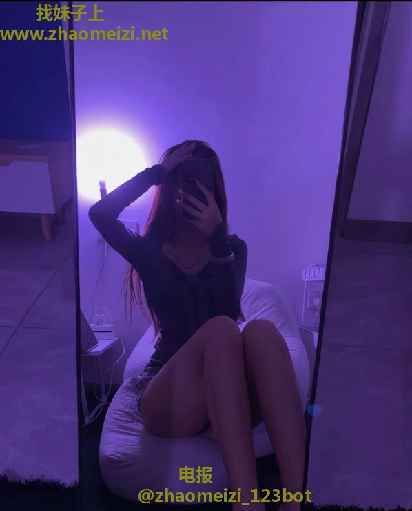 南开大胸美臀西雅