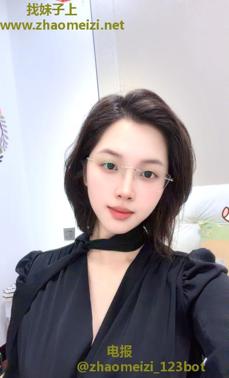 上城气质短发御姐