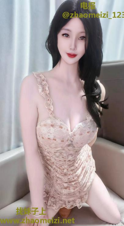 白皮翘臀骚朵朵