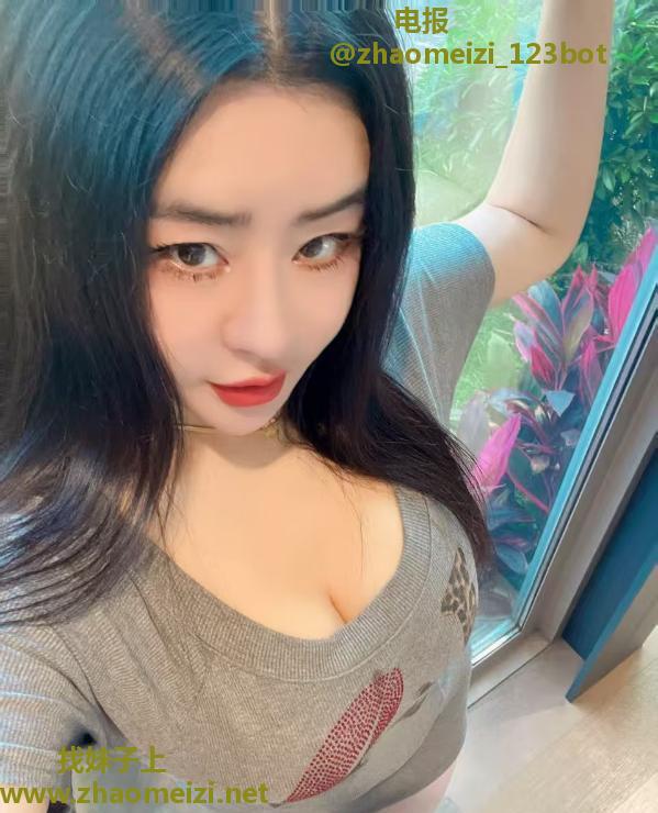 性感尤物卡卡