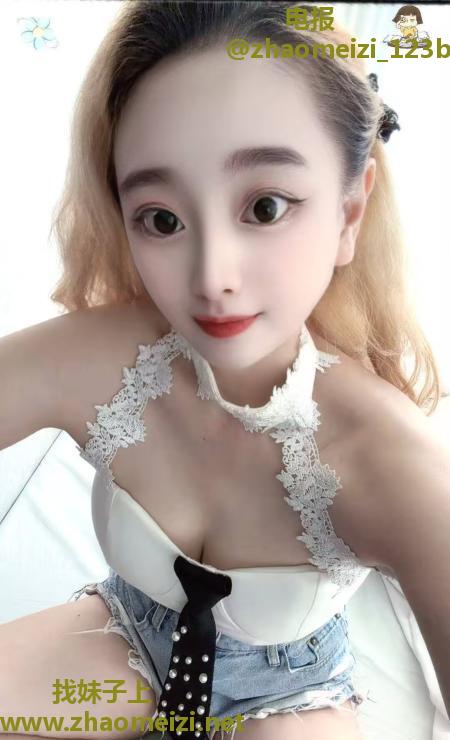 颜值嫩妹浅浅
