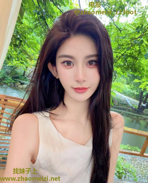 制服诱惑性感美足cc