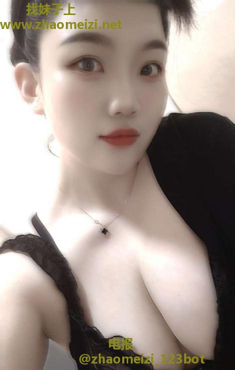 大胸东北妹玫瑰