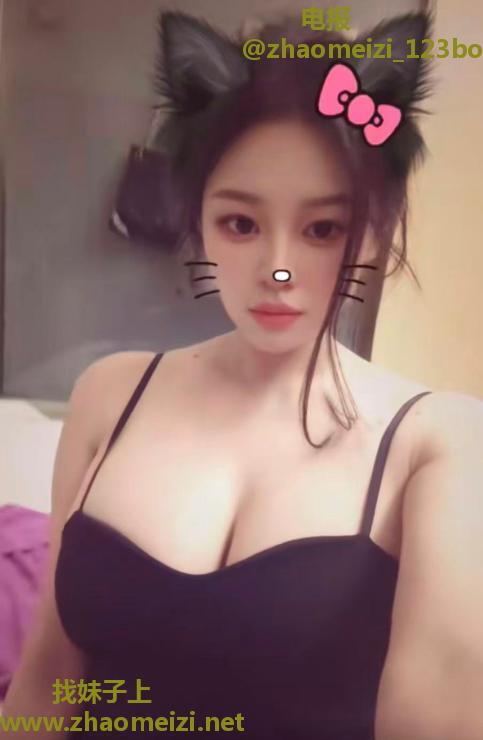 巨乳波霸小宝