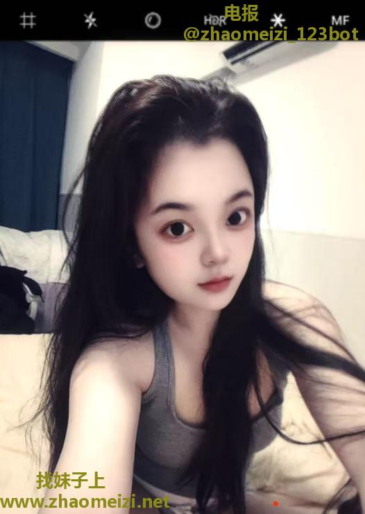 余杭美腿胸大小婷