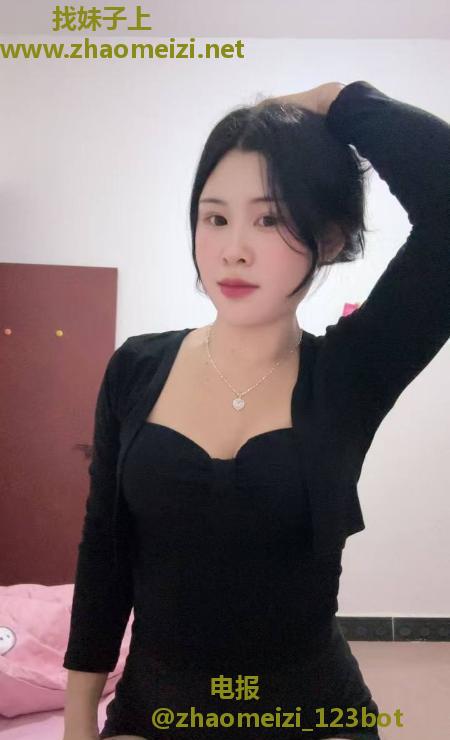 风骚D奶蜜茶小少妇