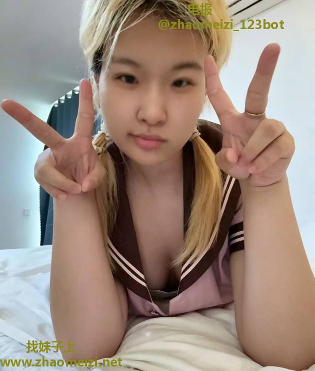 新人妹妹小穴紧水多