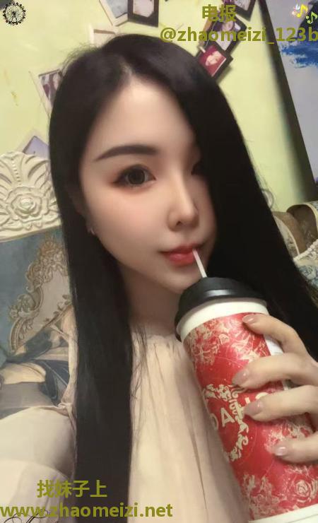 栖霞肥臀巨乳