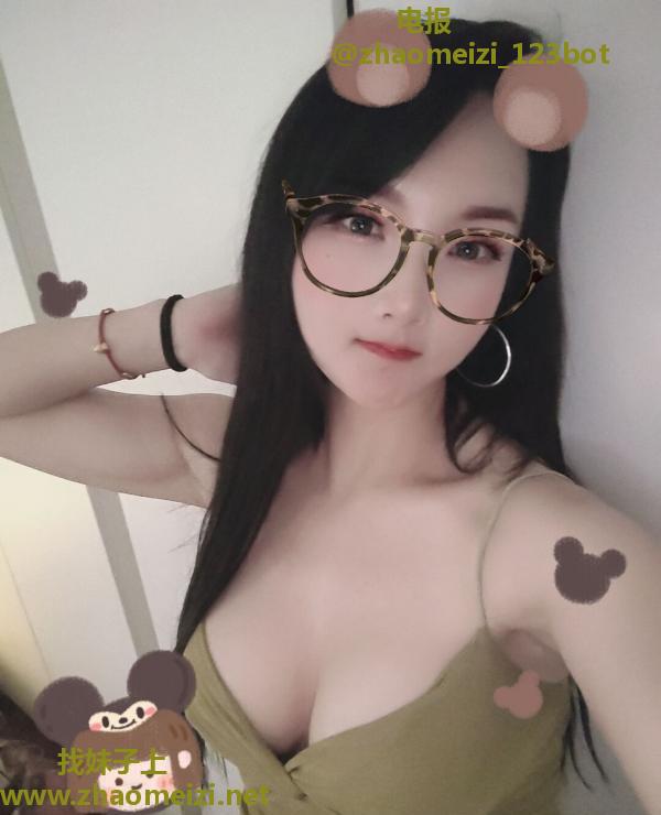 服务系美女