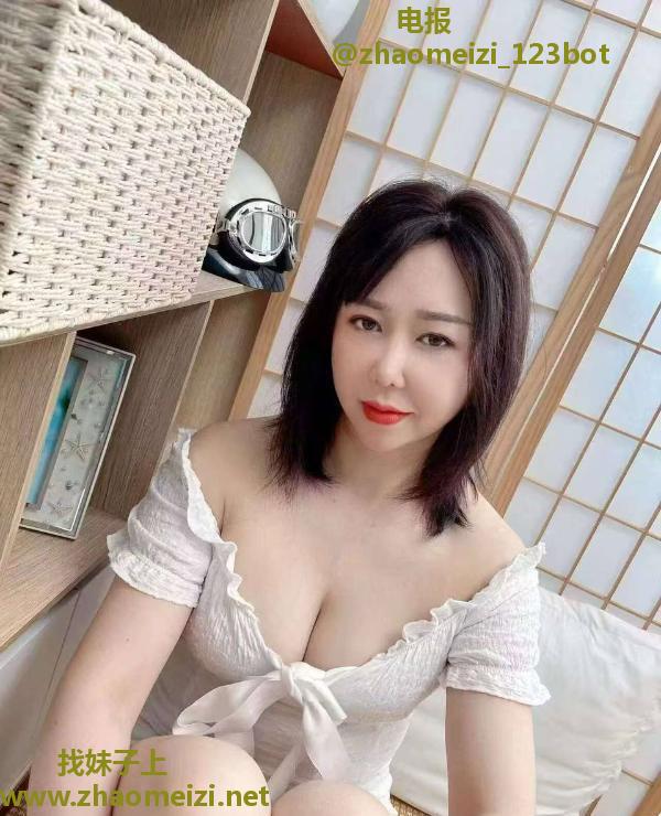 黄岛长腿大奶少妇