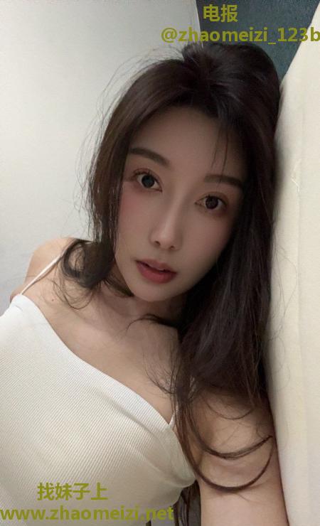 傲娇小秘书晨晨