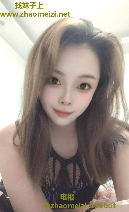 吴中肤白蜜桃臀骚货