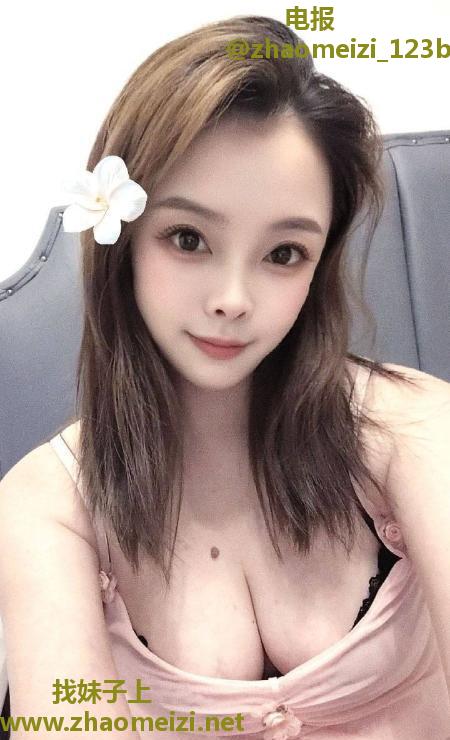 吴中肤白蜜桃臀骚货